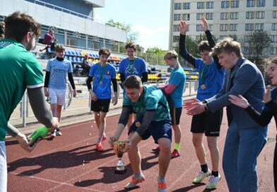 Первый курс сенсационно взял два футбольных трофея за один сезон!